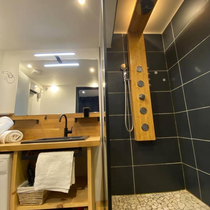 Escale Studio 21M Aeroport Cdg Parc Expo Asterix Gonesse Exterior photo