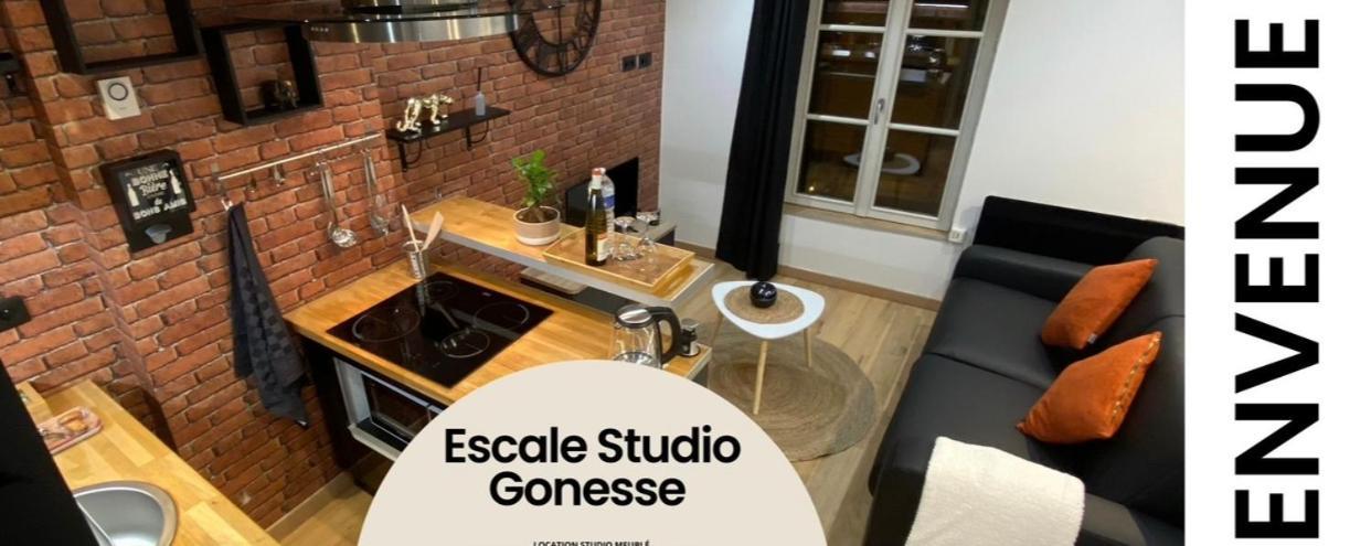Escale Studio 21M Aeroport Cdg Parc Expo Asterix Gonesse Exterior photo